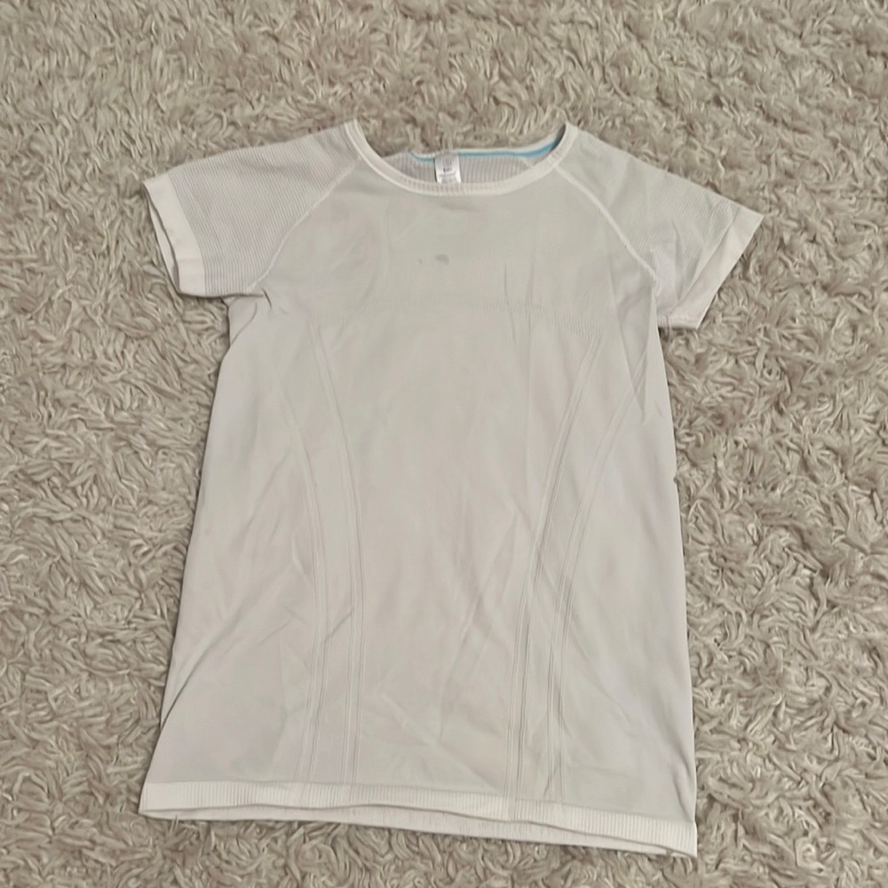 white ivivva top